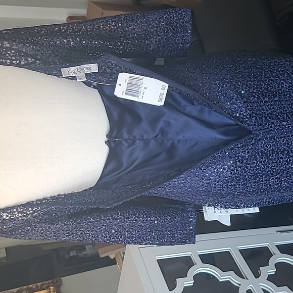 KAY UNGER Navy Evening Gown - Picture 10 of 12